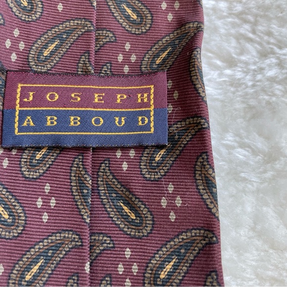 Joseph Abboud Traditional Width Burgundy Paisley Print Tie - Picture 6 of 7